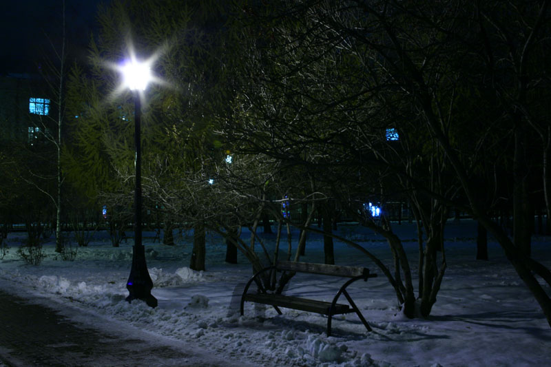 Фото жизнь (light) - FotoSnop - корневой каталог - Призрак в парке