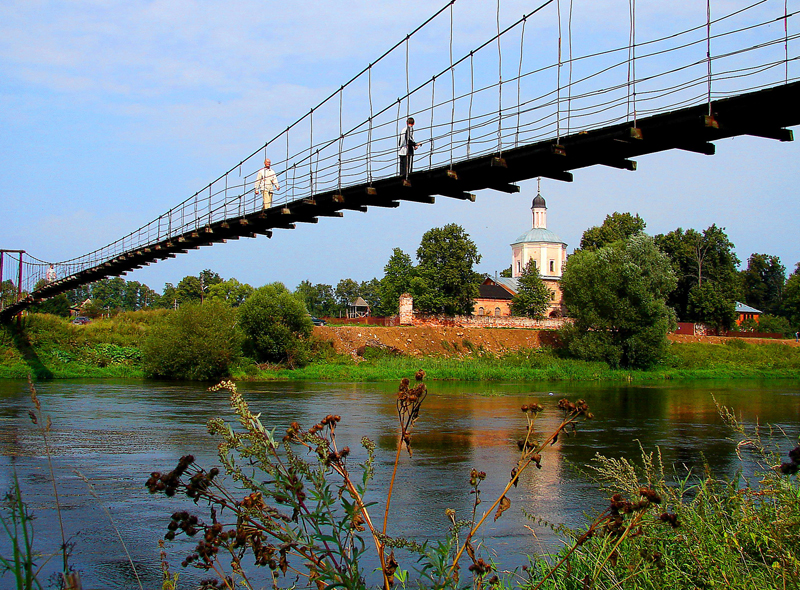 Фото жизнь (light) - Lenoch - Пейзажи Подмосковья - Подвисной мост в лето.