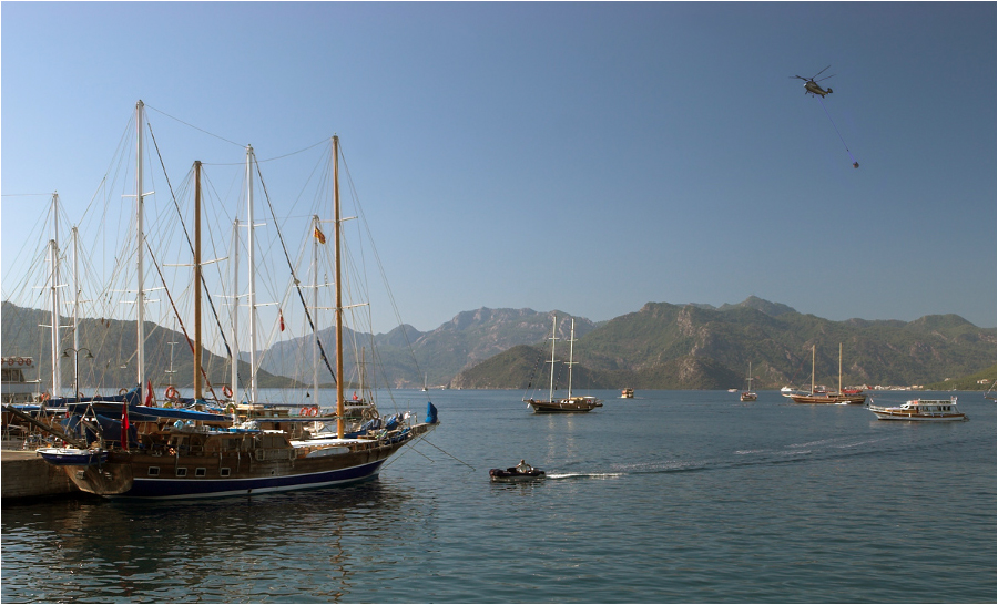 Фото жизнь (light) - Чувилин Сергей - корневой каталог - Где отдыхают бригантины.