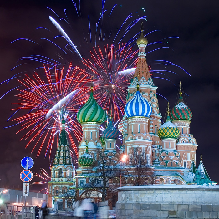 Фото жизнь (light) - Игорь Сокальский - Ночная Москва - Фейрверк на Васильевском спуске