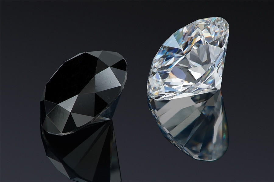 Viaţa Foto - Serghei Pryanechnikov - directorul rădăcină - Fotografie bijuterii.  Fotografie Comerciala diamante şi pietre preţioase.  Diamond bijuterii.  Royal Gems