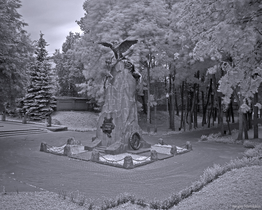 Памятник героям 1812 года.