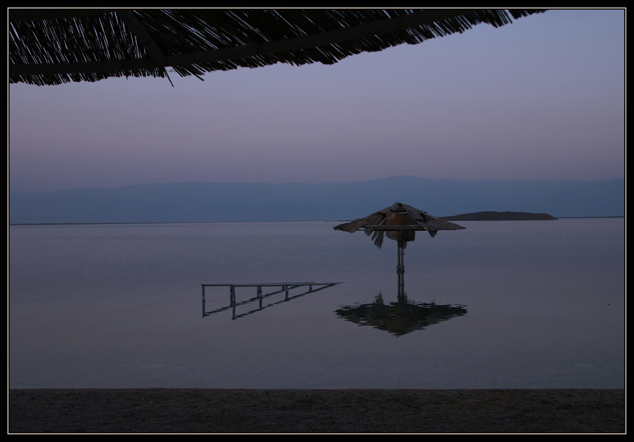 Фото жизнь (light) - David Solodar - ISRAEL - Зонтики Мертвого моря