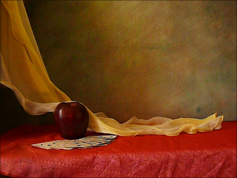 Фото жизнь (light) - Саша Мехтибекова - натюрморт. - пасьянс с яблоком