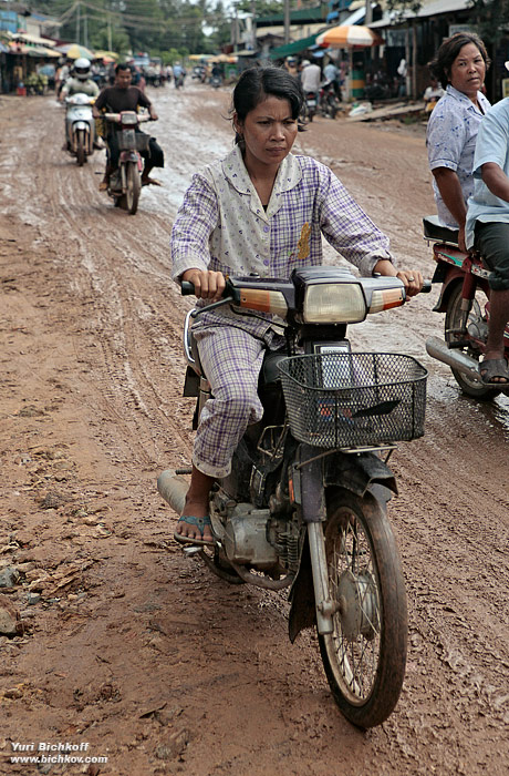 Фото жизнь (light) - Юрий Бычков - корневой каталог - Сиануквилль, Камбоджа. День одиннадцатый