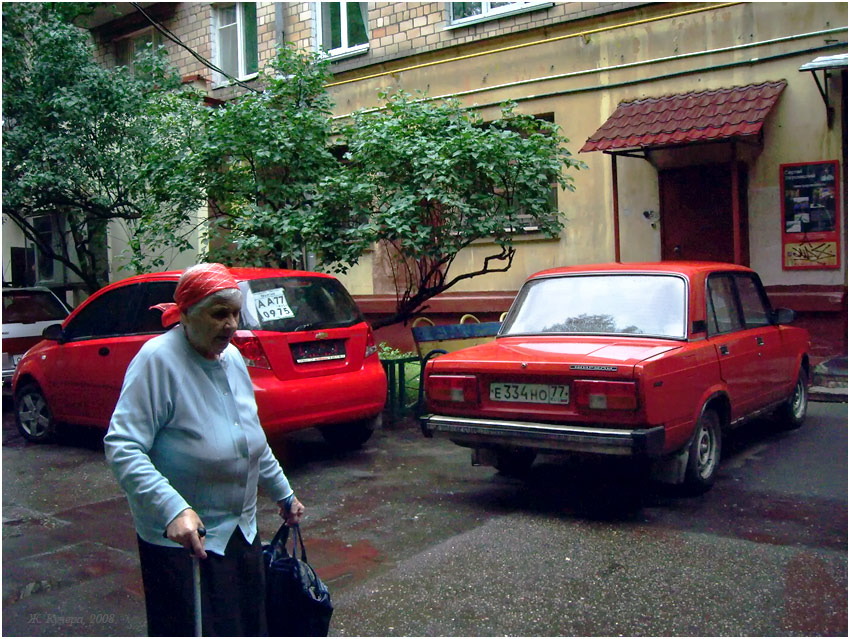 Фото жизнь (light) - Жанна Кучера - Красная Москва - красная косынка