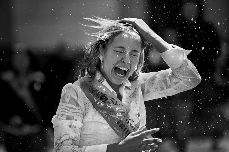 Фото жизнь (light) - Дмитрий Лукьяненко - Жанровый портрет... - Про вопли на выпускном...