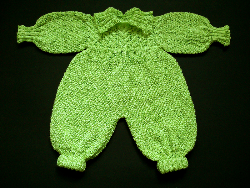Фото жизнь - Katrusya - Моё вязание. Мy knitting - Cалатовый комбинезончик для новорожденной. Рост 52 см. Акрил. 2012