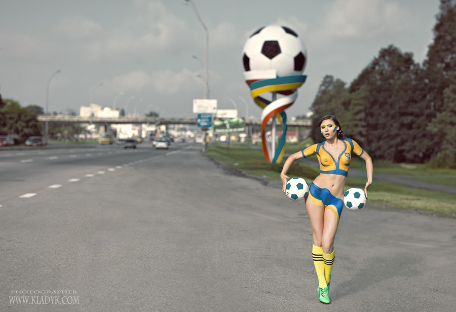 Фото жизнь (light) - kladyk - НЮ -  Hostess of Euro-2012
