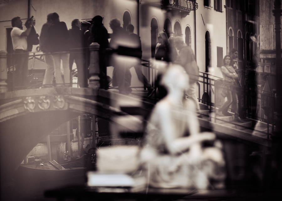 Фото жизнь (light) - PhotoSD - Венеция - Жизнь за витриной