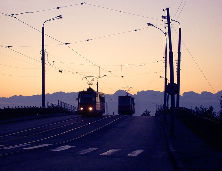 Фото жизнь (light) - Дмитрий Павлов - Из снятых Lumix DMC-LS2 - Два трамвая