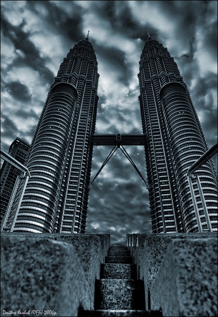 Фото жизнь (light) - OFF - Malaysia - Бетон, сталь и стекло