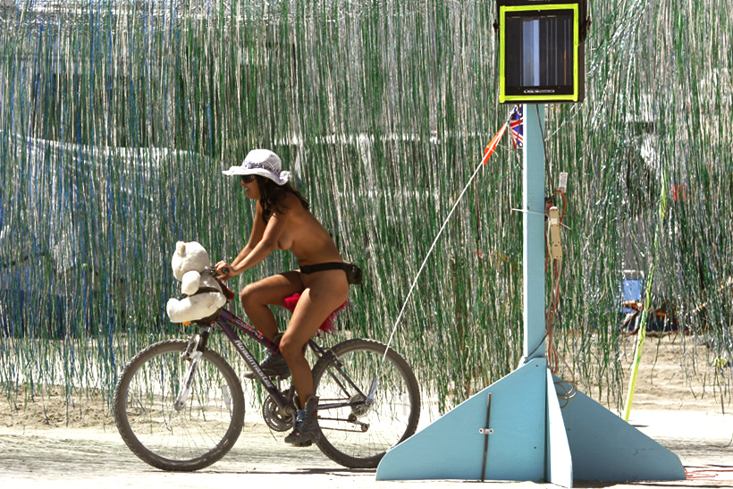 Фото жизнь (light) - Galina Rostova - Burning Man 2008 - Ехали медмеди на велосипеде