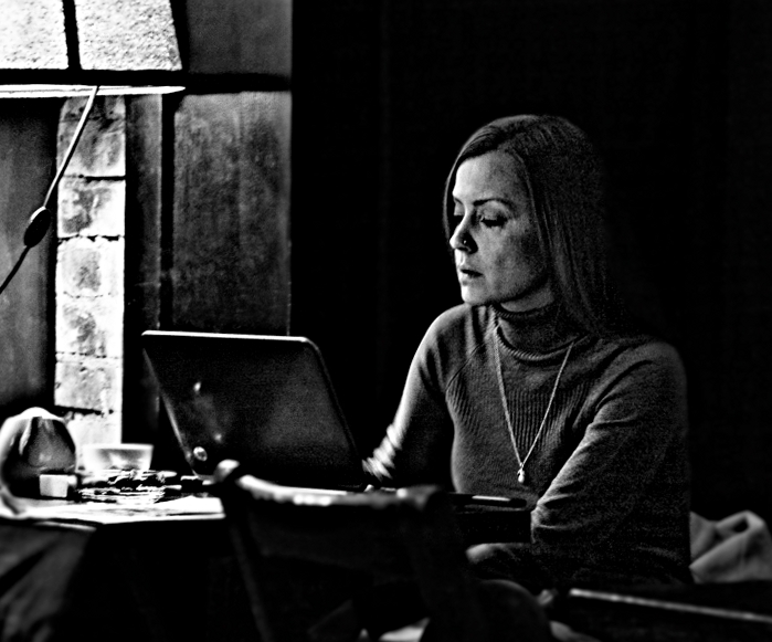 Фото жизнь (light) - Pavel_S - Портреты, постановочные и жизненные сюжеты - вечер рабочего дня