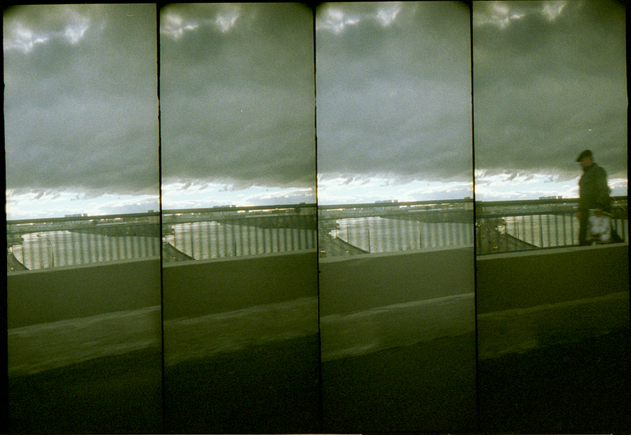 Фото жизнь (light) - Александр Клёнов - Supersampler - Человек на мосту.