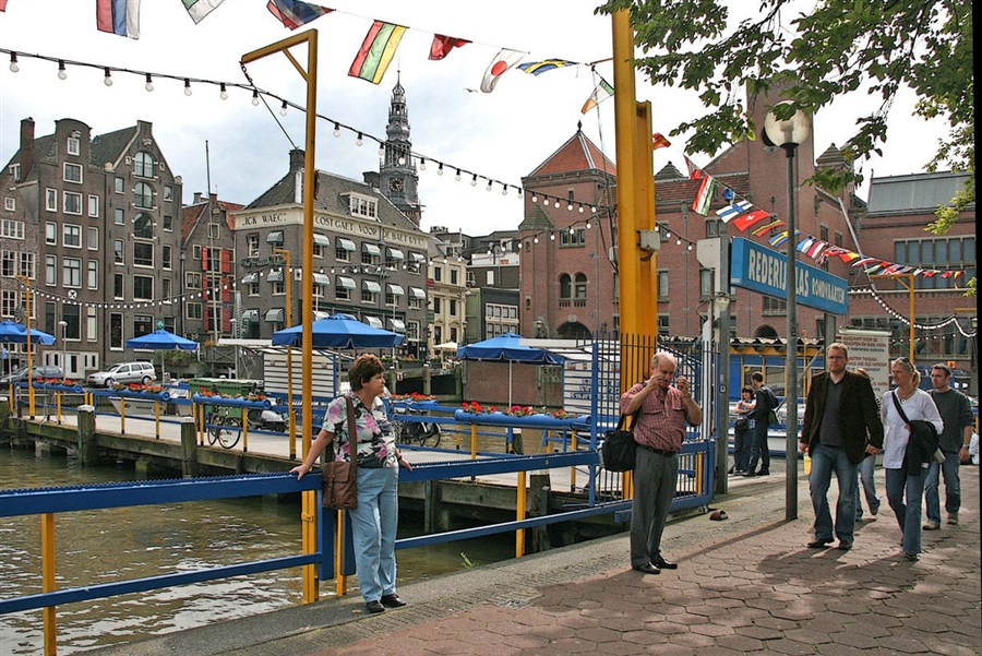 КОГДА-ТО ВСЕ ЧЕГО-ТО ЖДЕМ..