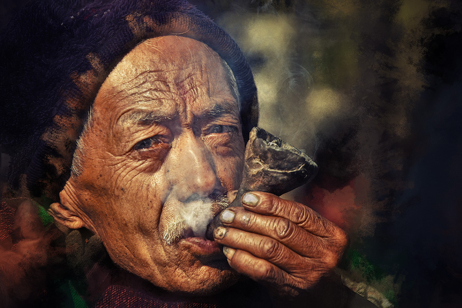 Фото жизнь (light) - Slavado   - Непал - Курение по-непальски