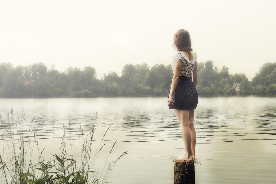 Фото жизнь (light) - Мария Господинова - корневой каталог - Одиночество на берегу