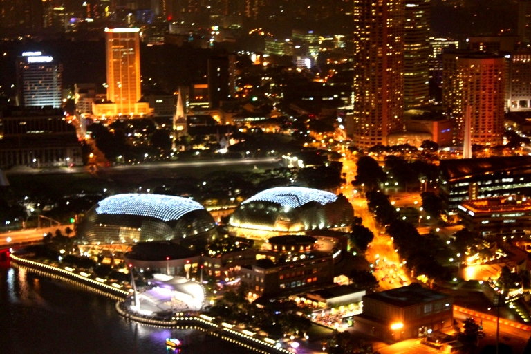 Фото жизнь - nissaanastas - корневой каталог - Сингапур , вид на теарт ввиде дурана
