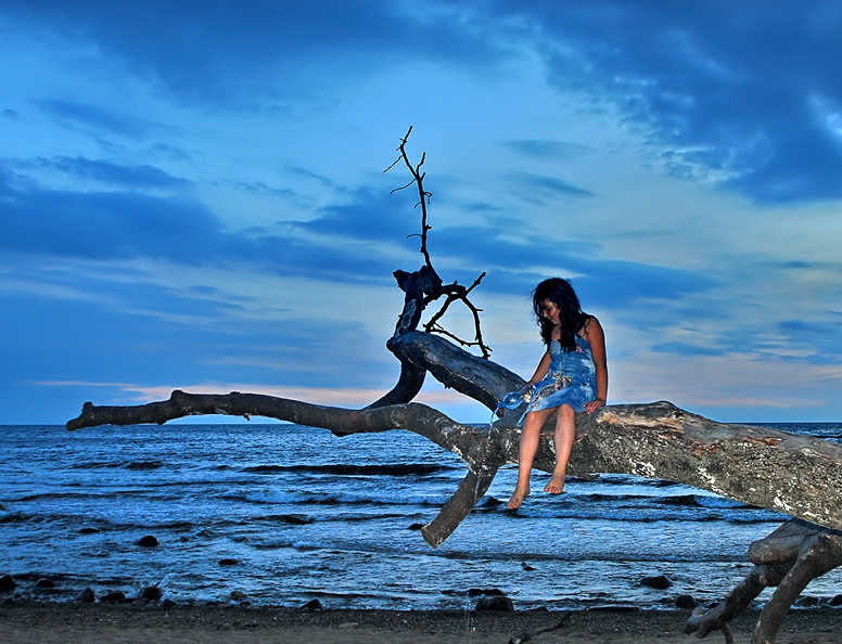 Фото жизнь (light) - kuchum13 - Жанр  - Русалка на ветвях сидит...