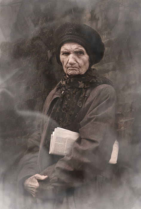 Фото жизнь (light) - LadyGuinevere - корневой каталог - Portrait of old lady