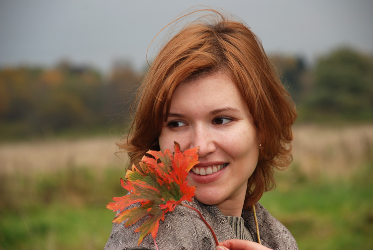 Фото жизнь (light) - Дмитрий Карасев - корневой каталог - Не видишь, листья желтеют!? Осень идет!!!