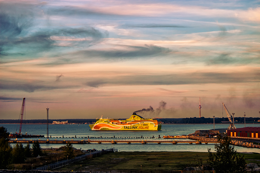 Фото жизнь (light) - Julianne And - City - Tallink