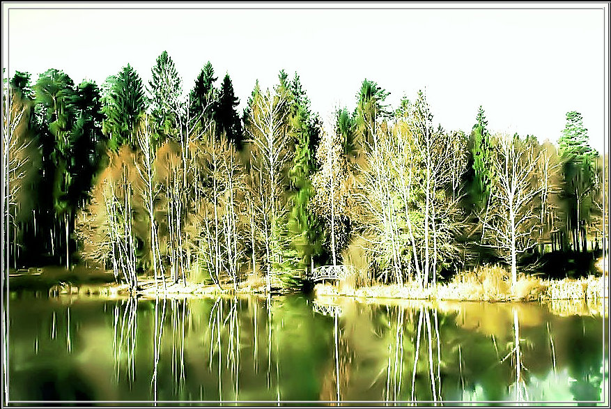 Зеркальная гладь реки Вори.