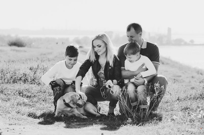 Фото жизнь (light) - Gamova Djulia - Семейный портрет - *