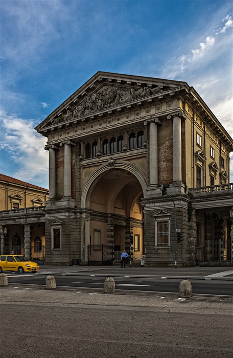 38. Piazza Prato della Valle, 71 - Il Foro Boario di Padova. 