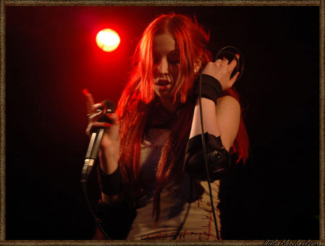 Фото жизнь (light) - Gothic Horror - Live - Lola little black dress