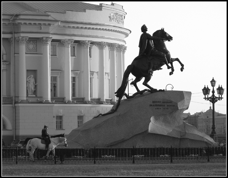 Фото жизнь - Zaycina - Санкт-Петербург - Лошадь белая, конь вороной