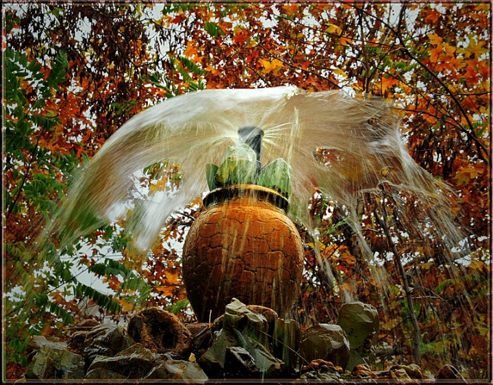 Фото жизнь (light) - Marishka - корневой каталог - Осенний фонтанчик