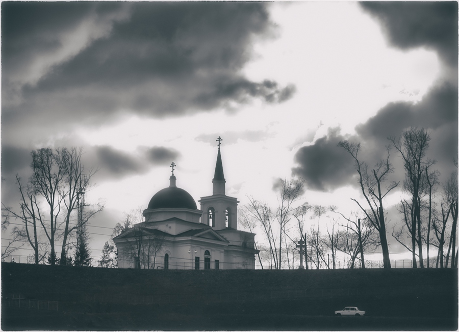Фото жизнь (light) - Evgenii_22 - Черно-Белое - Зима над городом летала
