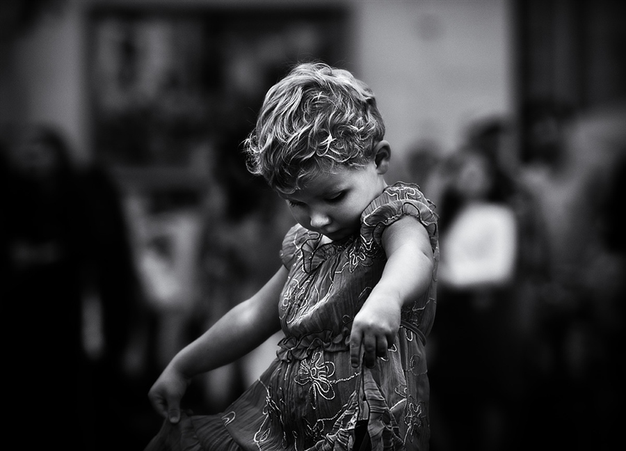 Фото жизнь (light) - VERATRN - Детский альбом - Девочка танцует