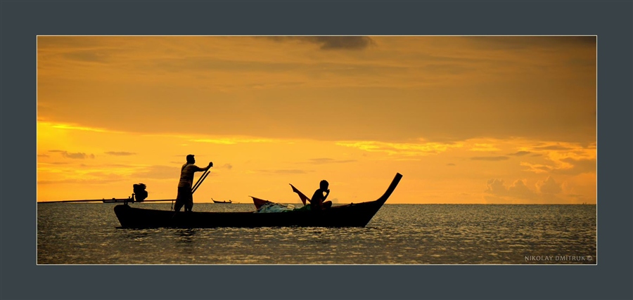 Фото жизнь (light) - НИКОЛАЙ дмитрук - корневой каталог - 	 закат. океан. рыбаки. остров Ko Lanta.
