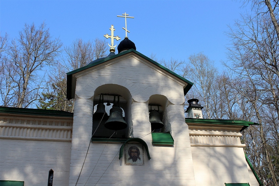 Фрагмент церкви в Абрамцево