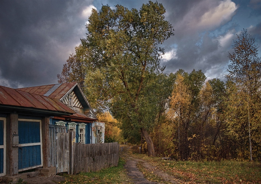 Фото жизнь (light) - makwel - корневой каталог - Осень у старенького дома