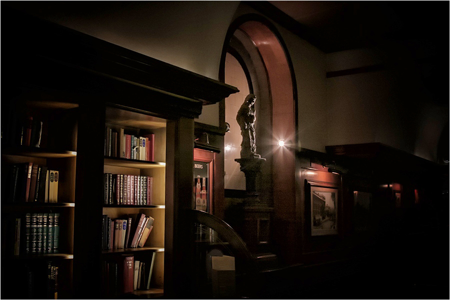 Фото жизнь (light) - ABM-NEW - LONDON - pub The Lord Moon of the Mall