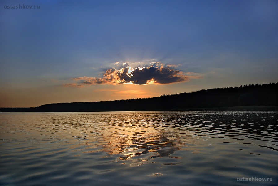 Фото жизнь (light) - aleshka- - озеро Селигер - Селигерский дракоша