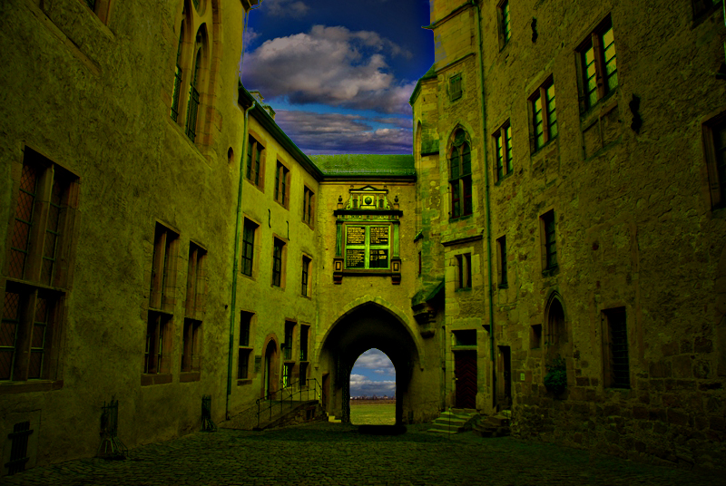 Фото жизнь (light) - Вилька Wilhelm - Деревня милая, твои седые крыши Милей дворцов мне, небоскрёбов-башен.(Альбом) - Marburg