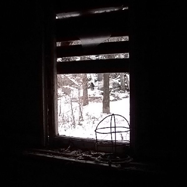 Фото жизнь (light) - vlad1334 - Заброщенные дома , индустиральные фото и тп - "Окно и клетка " 