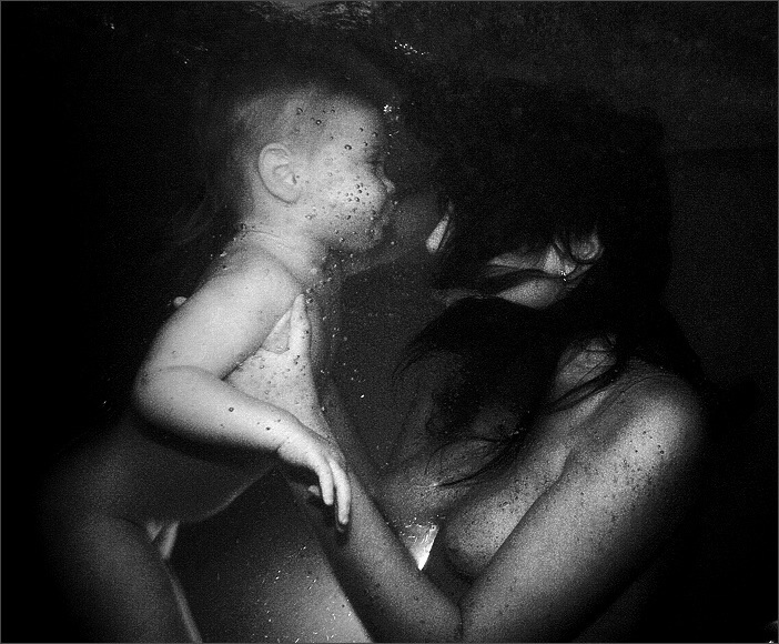 Фото жизнь (light) - Eland - Underwater - с мамой не страшно..