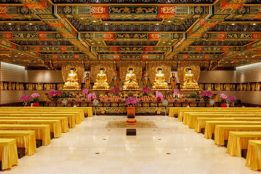 Храм 10000 Будд в Гонконге