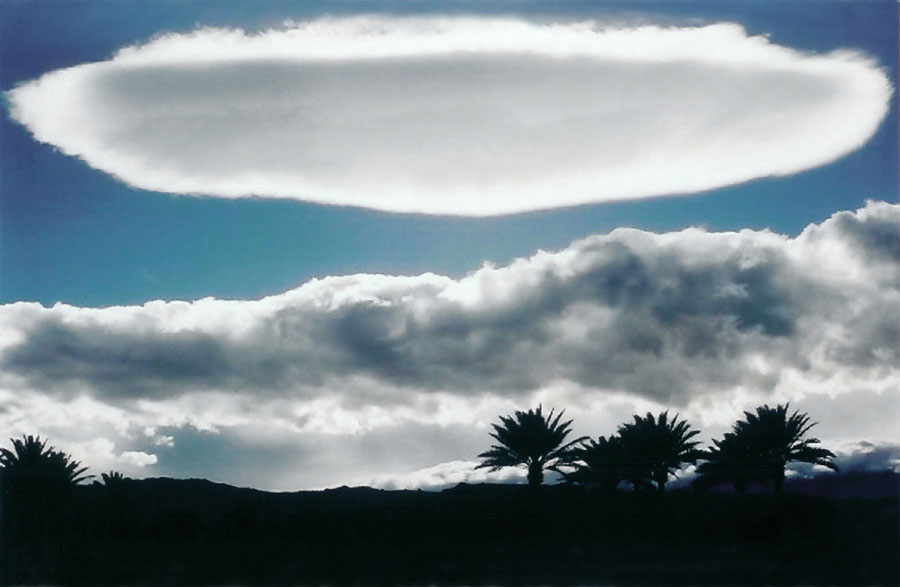 Фото жизнь (light) - Леонид Пикус - корневой каталог - Леонид Пикус. ИНОПЛАНЕТЯНЕ над Калифорнией.2003 год