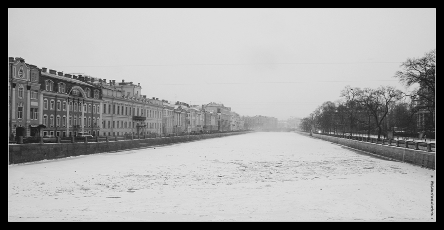 Фото жизнь - А Гольденштейн - Питерские дворики. - Скрывая свою серость, под снегом город засыпает ... 
