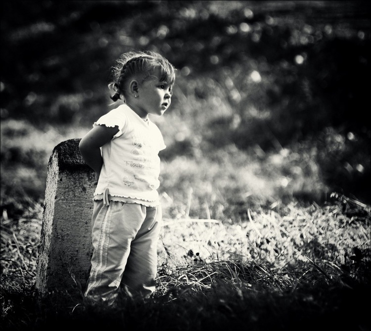 Фото жизнь (light) - Андрей Кузьмин - Жанровый портрет  - Одинокое дитя