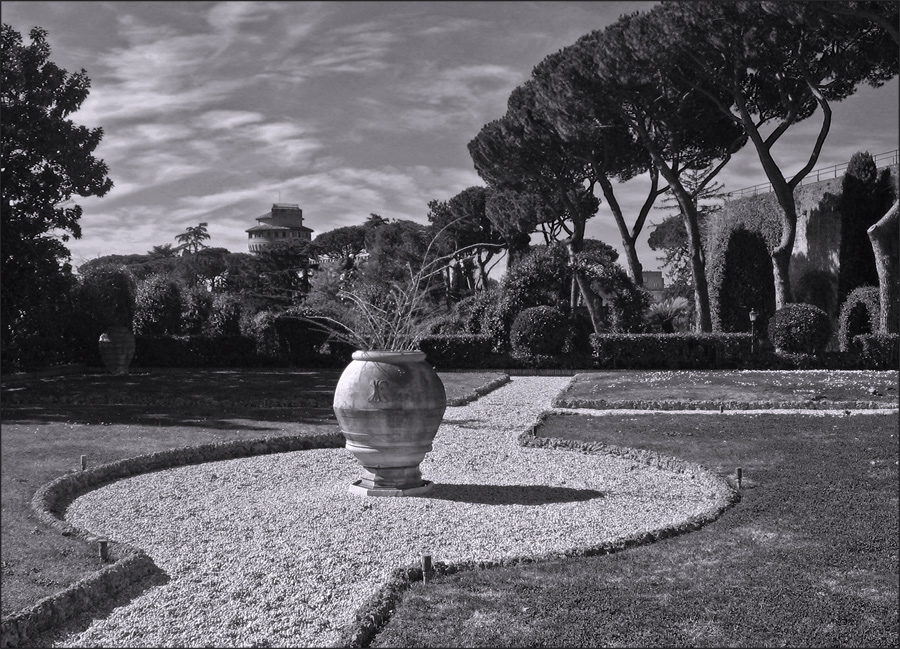 Фото жизнь (light) - Miranda - Roma eterna (BW) - Ватиканские сады
