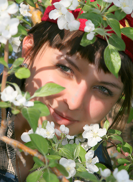 Фото жизнь (light) - Alexandra Gschwend - портреты - Весна в тюбетейке