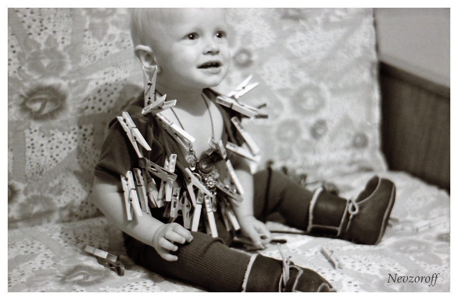 Фото жизнь (light) - Nevzoroff - Детский портрет - Прищепочное ожерелье
